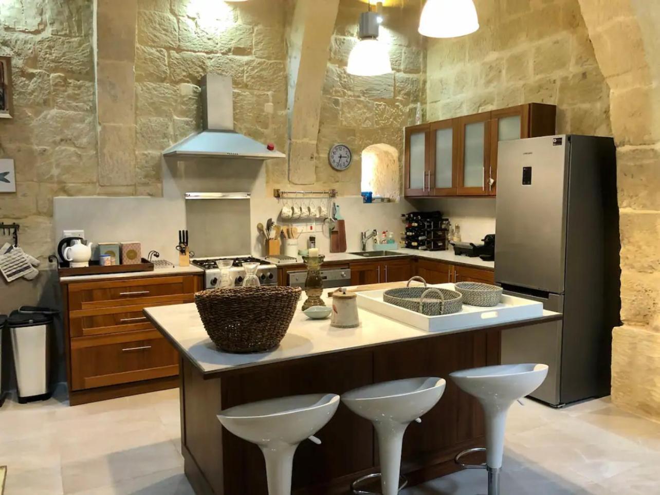 Вилла Daner Ta' Pantu House Kercem Экстерьер фото